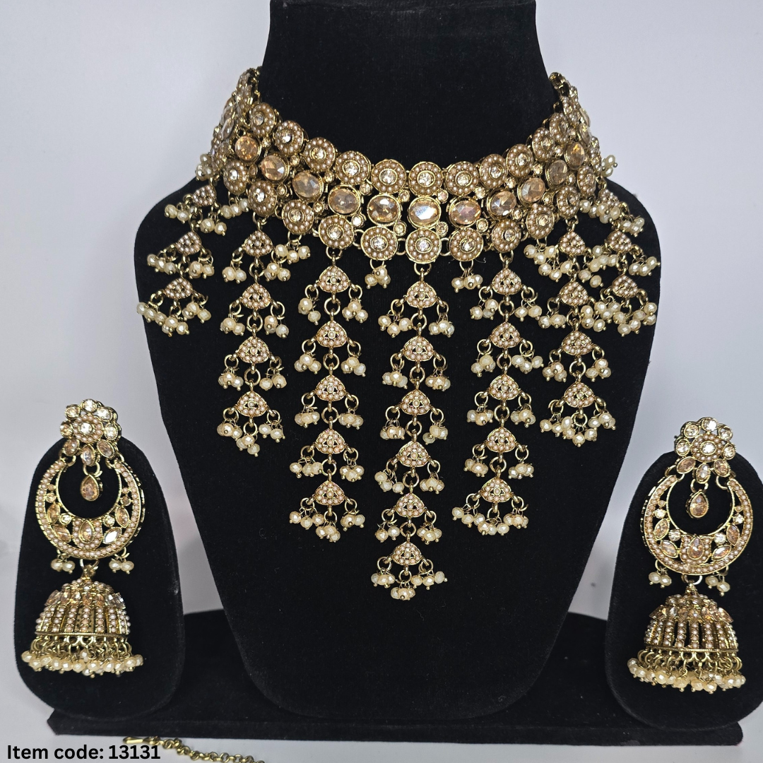 ELEGANT POLKI PAKISTANI STYLE CHOKER SET