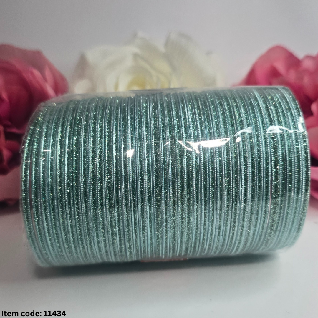 BEAUTIFUL SHINY METAL BANGLES SET