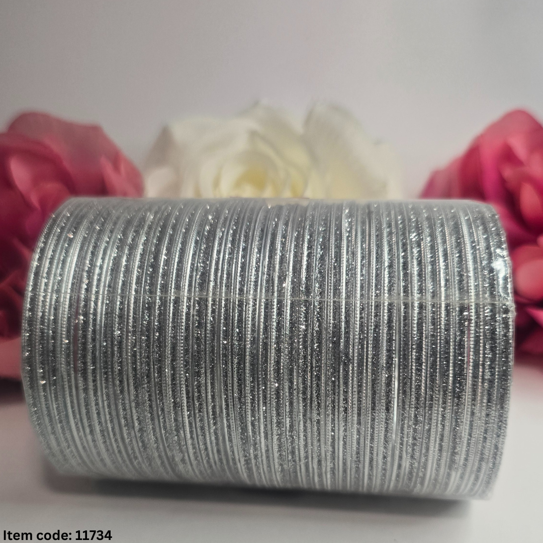 BEAUTIFUL SHINY METAL BANGLES SET