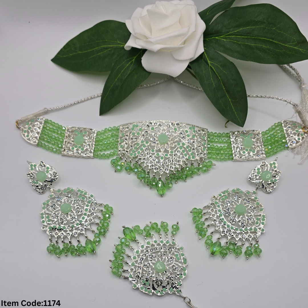 GOLD PLATED PAKISTANI CHOKER SET WITH TIKKA