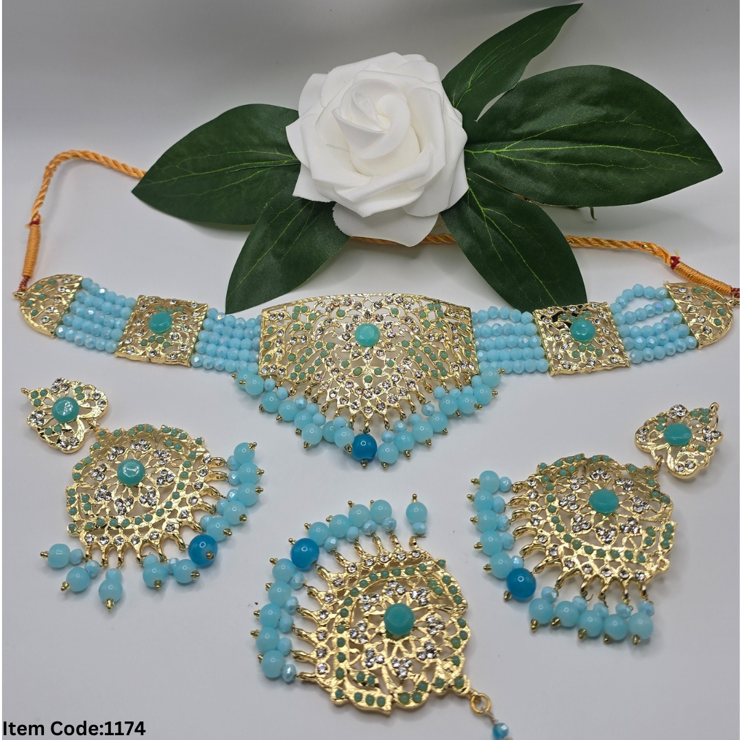 GOLD PLATED PAKISTANI CHOKER SET WITH TIKKA