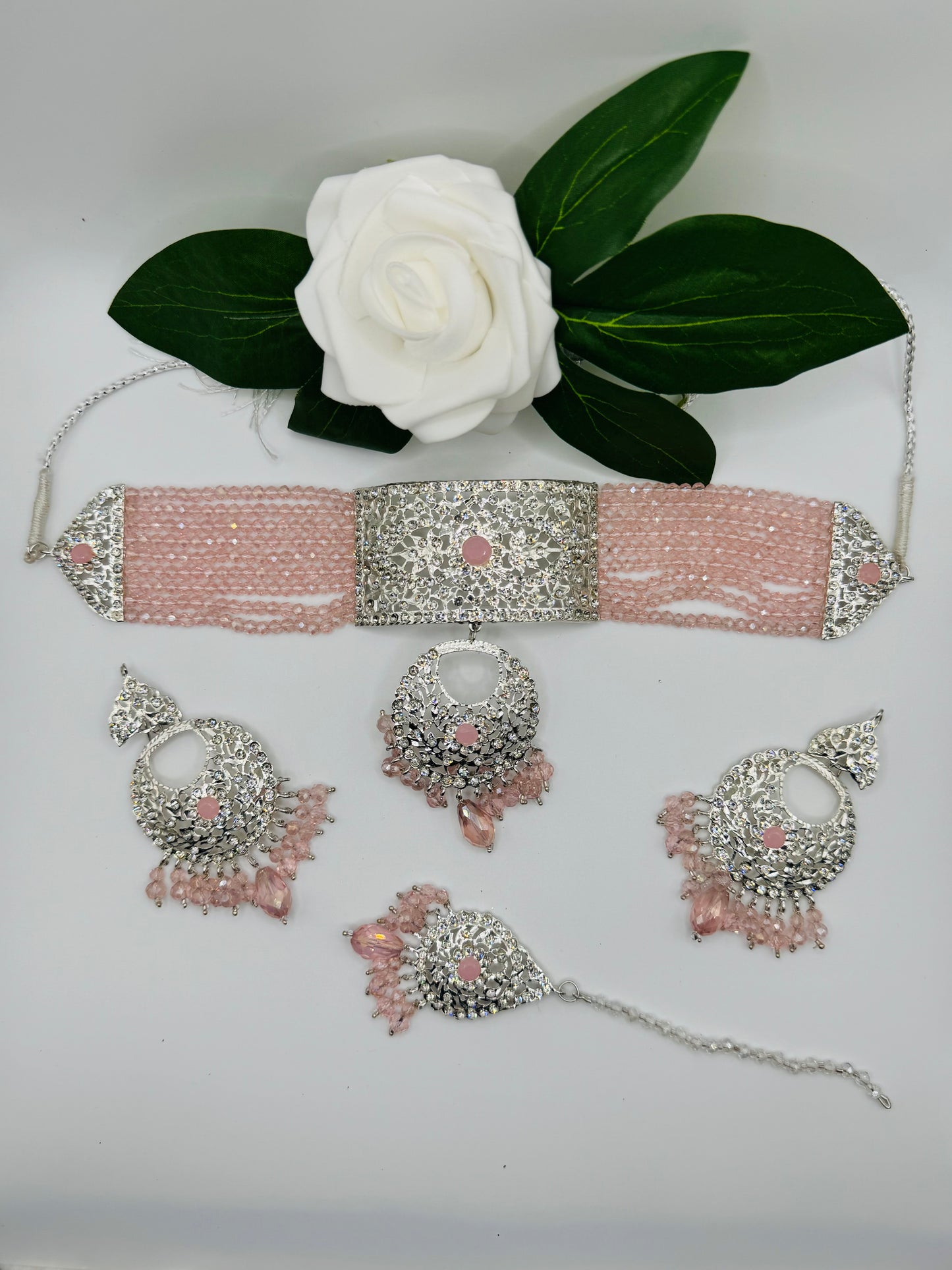GOLD PLATED PAKISTANI CHOKER WITH ATTACHED LAYER AND TIKKA