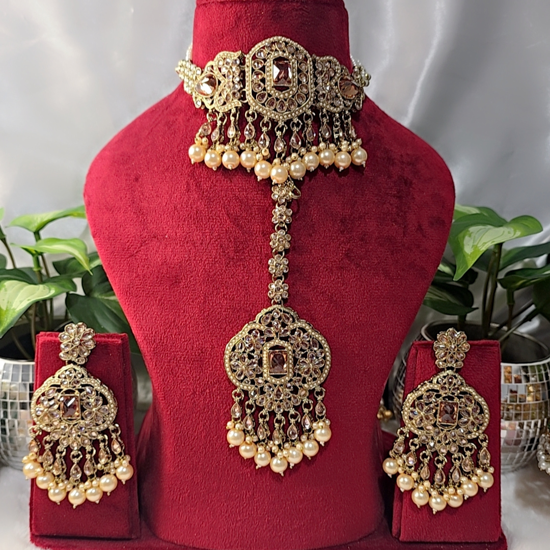 REVERSE AD/POLKI NECKLACE WITH EARRINGS TIKKA