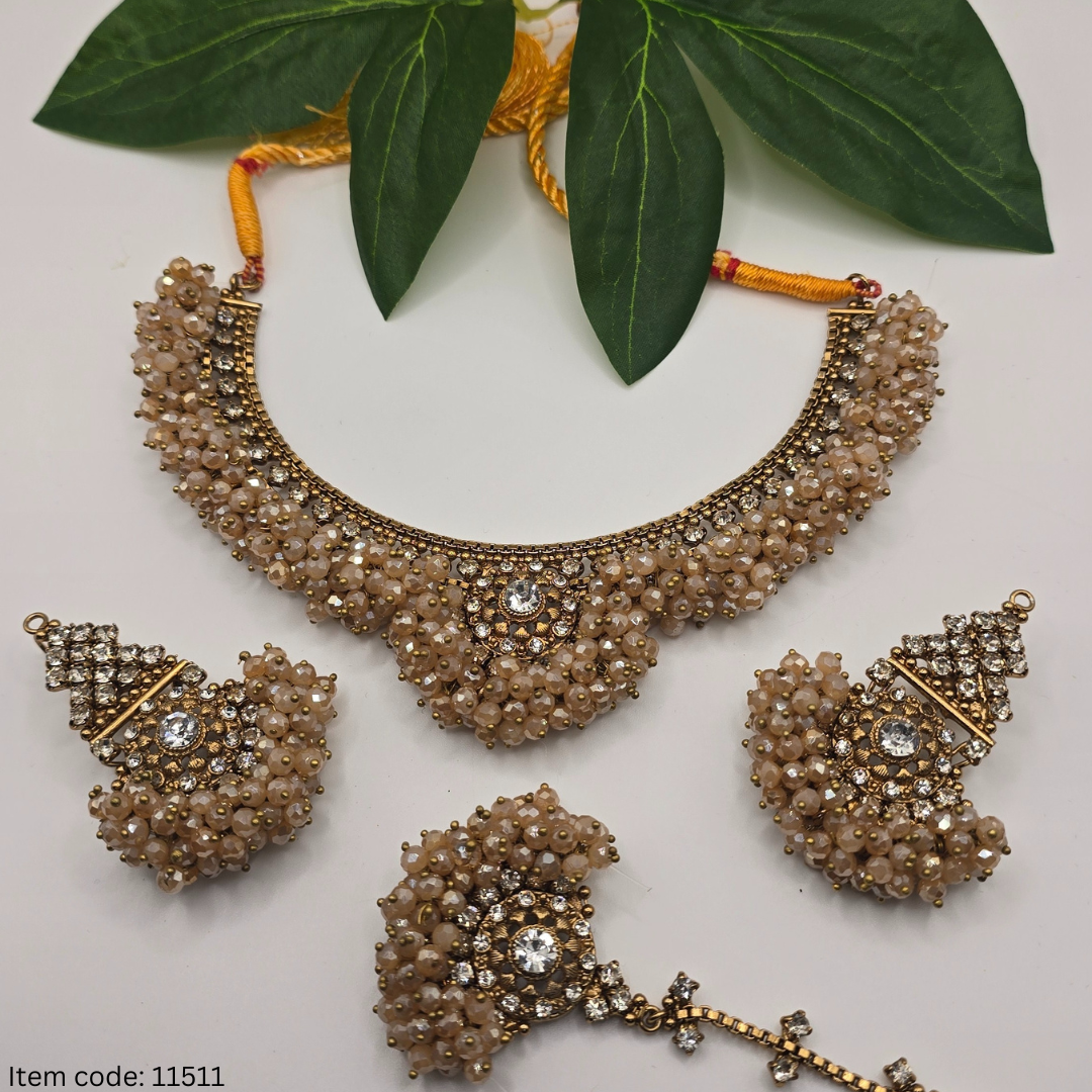 PAPKISTANI MANJOOS NECKLACE WITH EARRING TIKKA