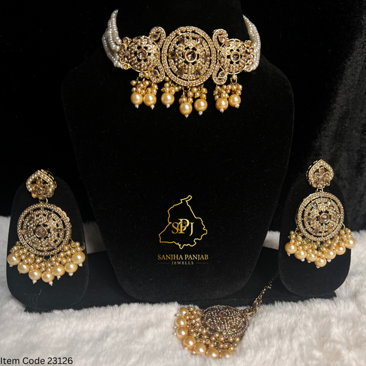 Golden  Choker set With Beautiful Jerkin Stone
