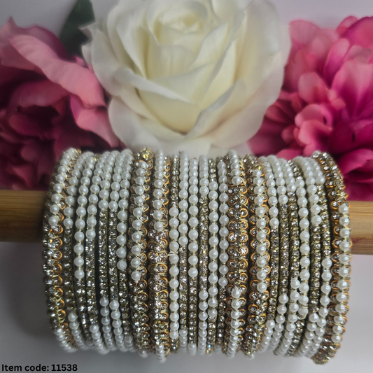 PEARL 8 BANGLES SET